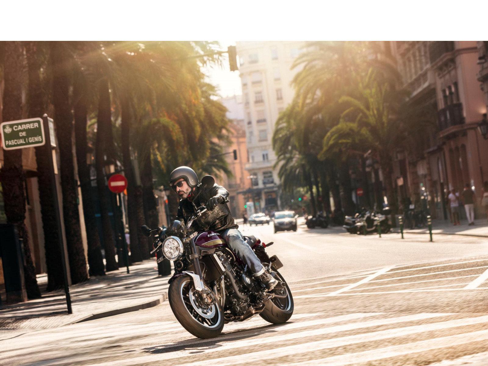 Мотоцикл KAWASAKI Z900 RS (Ino Red) 2025